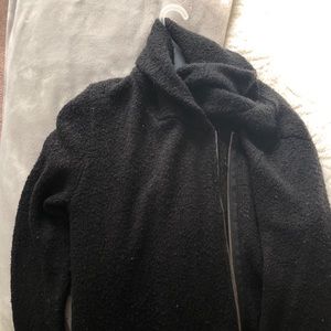 H&M mid-length sweater. Size medium.